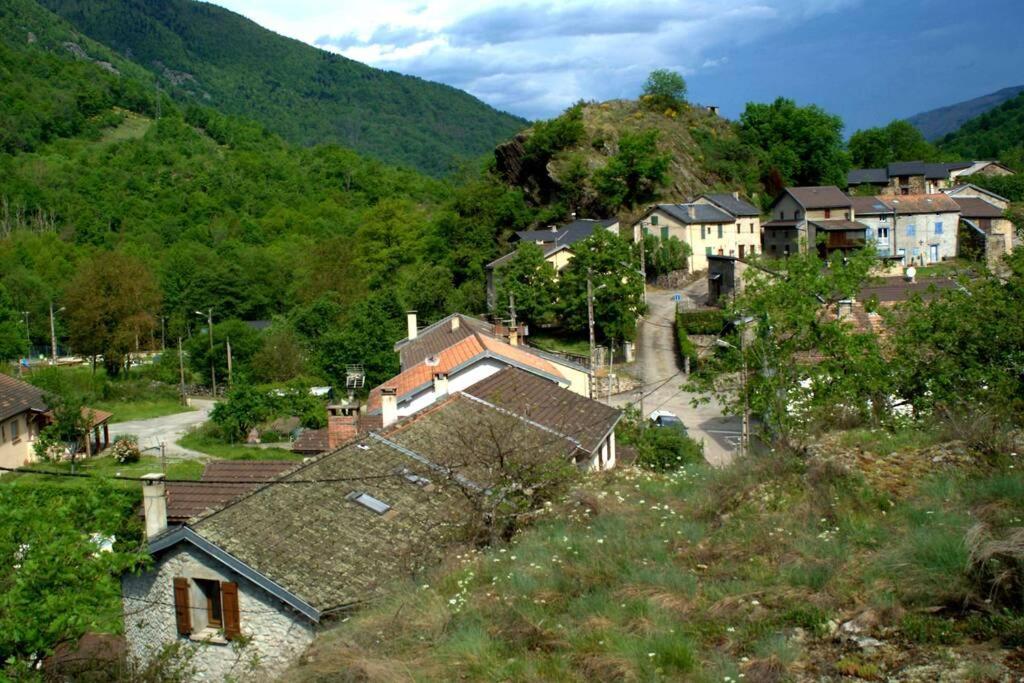 Maison Au Coeur Des Pyrenees Perles-et-Castelet المظهر الخارجي الصورة