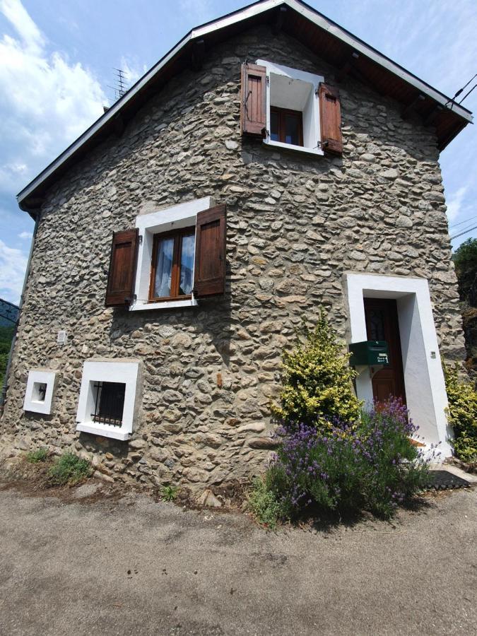Maison Au Coeur Des Pyrenees Perles-et-Castelet المظهر الخارجي الصورة